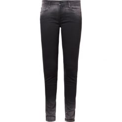 7 for all mankind Jeansy Slim Fit black fade. Czarne jeansy damskie relaxed fit marki 7 for all mankind, z bawełny. W wyprzedaży za 756,75 zł.