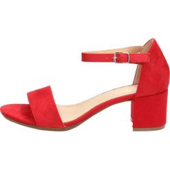 Czerwone sandały damskie, buty FILIPPO DS787. Czerwone sandały damskie FILIPPO, bez wzorów, na wysokim obcasie, bez zapięcia. W wyprzedaży za 119,00 zł.