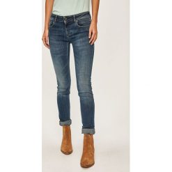 Emporio Armani - Jeansy Dakota. Szare jeansy damskie Emporio Armani. Za 569,90 zł.