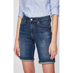 Calvin Klein Jeans - Szorty. Niebieskie szorty damskie Calvin Klein Jeans, s, bez wzorów, z elastanu, casualowe. W wyprzedaży za 199,90 zł.