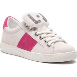 Sneakersy LIU JO - Tyra 05 B19031 PX002 White 01111. Białe półbuty damskie Liu Jo, ze skóry. Za 599,00 zł.