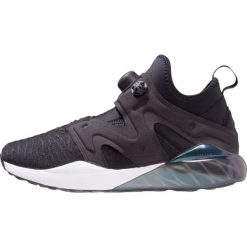 Buty do fitnessu damskie: Reebok THE PUMP IZARRE Obuwie do tańca black/oil slick/white