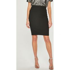 Answear - Spódnica Night Fever. Czarne spódniczki damskie ANSWEAR, s, bez wzorów, z elastanu, z podwyższonym stanem, midi, ołówkowe. W wyprzedaży za 79,90 zł.