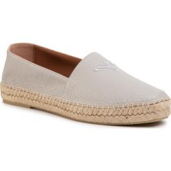 Espadryle EMPORIO ARMANI - X3S026 XF443 00460 Grey. Szare espadryle damskie Emporio Armani, bez wzorów, ze skóry, bez obcasa, na płaskiej podeszwie. Za 889,00 zł.