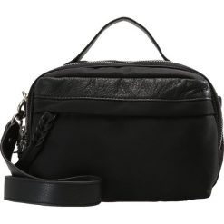 Torebki klasyczne damskie: Liebeskind Berlin WASSILA MULTIPOCKET Torba na ramię black