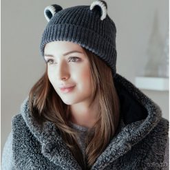 Czapki damskie: Szop – czapka z uszami