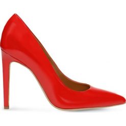 Czółenka INGRID. Czerwone czółenka peep toe marki Gino Rossi, z szyfonu, na obcasie. Za 299,90 zł.