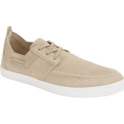 Buty żeglarskie SAILING 300 męskie. Niebieskie kapcie męskie TRIBORD, ze skóry. Za 129,99 zł.