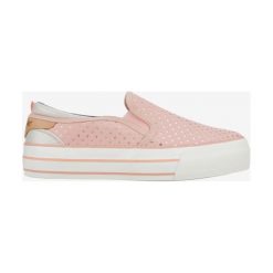 Wrangler Halley Slip On Buty Różowy. Różowe trampki i tenisówki damskie Wrangler, bez wzorów, z materiału, bez zapięcia. Za 240,95 zł.