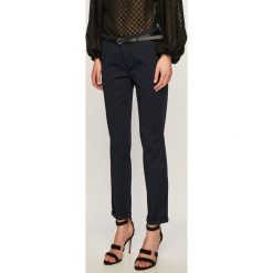 Scotch & Soda - Spodnie. Spodnie damskie Scotch & Soda, w paski, z elastanu, z obniżonym stanem. W wyprzedaży za 299,90 zł.