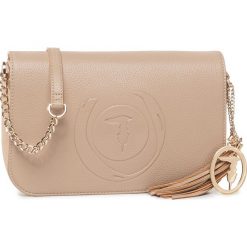 Torebka TRUSSARDI JEANS - Faith Crossbody Sm 75B01034 B261. Brązowe listonoszki damskie Trussardi Jeans, bez wzorów, z jeansu, na ramię, bez dodatków. Za 629,00 zł.