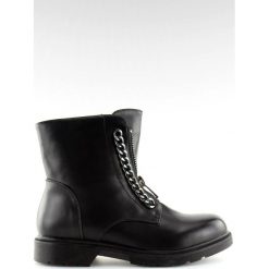 Botki glany damskie czarne RB13 Black. Czarne botki damskie ButyModne, ze skóry ekologicznej, eleganckie, z okrągłym noskiem, bez obcasa, na płaskiej podeszwie, na sznurówki. W wyprzedaży za 139,00 zł.