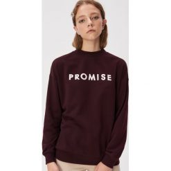 Bluza z napisem - Bordowy. Czerwone bluzy damskie Sinsay, s, z napisami, bez rękawów, bez kaptura. Za 39,99 zł.