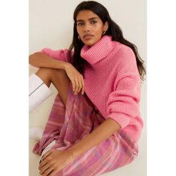 Mango - Sweter Bristol. Różowe swetry damskie Mango, s, bez wzorów, z poliesteru, z krótkim rękawem, krótkie, bez kaptura. Za 139,90 zł.
