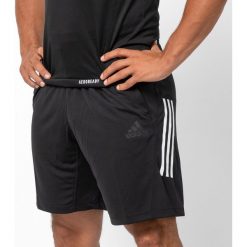 Spodenki fitness cardio męskie. Spodenki sportowe męskie Adidas, xl, bez wzorów, z materiału, na fitness i siłownię. Za 119,99 zł.