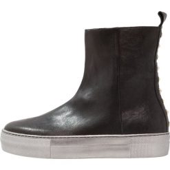 Botki damskie lity: Donna Carolina Botki poncho nero
