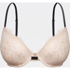 Biustonosz push up - Kremowy. Białe biustonosze Reserved, bez wzorów. Za 59,99 zł.