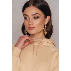 Kolczyki damskie: NA-KD Accessories Kolczyki Flower – Gold