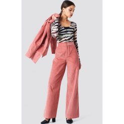 NA-KD Classic Spodnie sztruksowe - Pink. Różowe spodnie damskie NA-KD Classic, ze sztruksu. Za 202,95 zł.