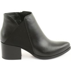 Czarne Botki skórzane na obcasie Gamis 3815. Czarne botki damskie GAMIS, na zimę, ze skóry, bez obcasa, na obcasie, bez zapięcia. W wyprzedaży za 349,00 zł.