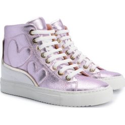 Twin-Set Sneakersy. Trampki i tenisówki damskie Twin Set, z aplikacjami, ze skóry, bez zapięcia. Za 489,00 zł.
