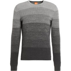 Swetry klasyczne męskie: BOSS CASUAL AKATRUSCO Sweter light/pastel grey