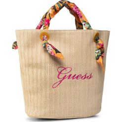 Torebka GUESS - E92Z01 WO03E PI72. Brązowe torebki klasyczne damskie Guess, z aplikacjami, z tworzywa sztucznego, bez dodatków. W wyprzedaży za 239,00 zł.