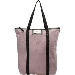 DAY Birger et Mikkelsen DAY GWENETH PETIOLE TOTE Torba na zakupy misty lavender. Fioletowe torby damskie na zakupy marki DAY Birger et Mikkelsen. Za 249,00 zł.