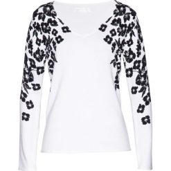 Sweter bonprix biały. Białe swetry damskie bonprix, bez wzorów, bez rękawów, bez kaptura. Za 109,99 zł.