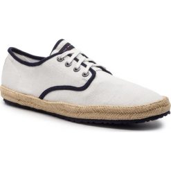 Espadryle TOMMY HILFIGER Canvas Lace Up Espadrille FM0FM02254. Białe espadryle męskie TOMMY HILFIGER, bez wzorów. W wyprzedaży za 179,00 zł.