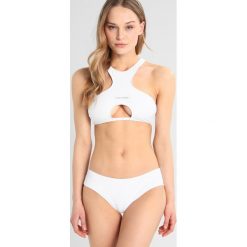 Stroje dwuczęściowe damskie: Calvin Klein Swimwear HIPSTER BRAZILIAN Dół od bikini white
