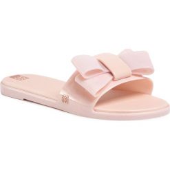 Klapki ZAXY - Sky Slide Fem 17994 Nude 90495 FF285013. Brązowe klapki damskie Zaxy, bez wzorów, z tworzywa sztucznego, bez obcasa, na obcasie. Za 129,00 zł.