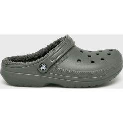 Crocs - Klapki. Niebieskie kapcie męskie Crocs, z gumy. Za 199,90 zł.