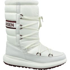 Helly Hansen W Isolabella Grand 11480-011. Białe śniegowce damskie Helly Hansen, na zimę, z tkaniny, bez zapięcia. W wyprzedaży za 549,99 zł.