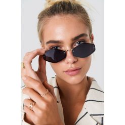 NA-KD Accessories Sześciokątne okulary przeciwsłoneczne - Black. Czarne okulary przeciwsłoneczne damskie aviatory NA-KD Accessories. Za 52,95 zł.