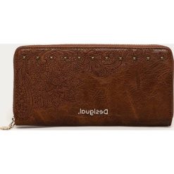 Desigual - Portfel. Pomarańczowe portfele damskie Desigual, bez wzorów, z bawełny. Za 259,90 zł.