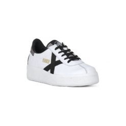 Buty Munich Fashion 22 BARRU SKY. Czarne trampki męskie Munich Fashion, bez wzorów, bez zapięcia. Za 485,00 zł.