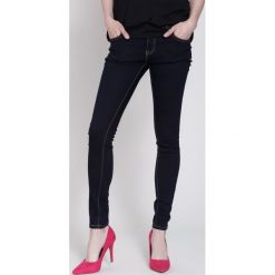 Granatowe Jeansy Let It Be. Niebieskie jeansy damskie marki other. Za 29,99 zł.