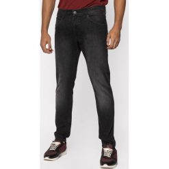 Jeansy Skinny Fit Wrangler Bryson W14XHT120. Szare jeansy męskie Wrangler, m, bez wzorów. W wyprzedaży za 239,00 zł.