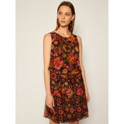 Sukienka letnia Desigual Luisi 20WWVK82. Sukienki damskie Desigual, na lato, xl, bez wzorów, bez kołnierzyka, bez rękawów. Za 399,00 zł.
