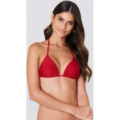 Stroje dwuczęściowe damskie: NA-KD Swimwear Góra bikini Shiny Triangle – Red