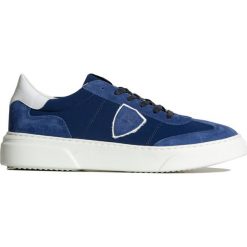 Buty PHILIPPE MODEL TEMPLE. Niebieskie buty sportowe męskie Philippe Model, ze skóry, bez zapięcia. W wyprzedaży za 652,00 zł.