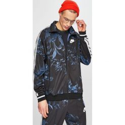 Nike Sportswear - Bluza. Czarne bluzy męskie Nike Sportswear, m, bez wzorów, z bawełny, z kapturem, bez rękawów, bez kaptura. W wyprzedaży za 299,90 zł.