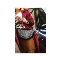 Skórzana – FREYA M czarny krokodyl mat. Czarne torebki klasyczne damskie Fabiola, w paski, ze skóry, bez dodatków. Za 300,00 zł.