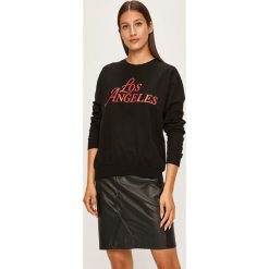 Answear - Bluza. Czarne bluzy damskie ANSWEAR, s, z nadrukiem, z bawełny, bez rękawów, bez kaptura. W wyprzedaży za 49,90 zł.