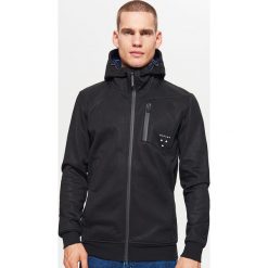 Polarowa bluza z kapturem - Czarny. Czarne bluzy męskie z kapturem marki Cropp, s, z polaru. Za 139,99 zł.