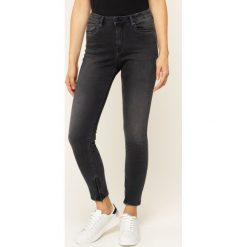 Jeansy Skinny Fit Pepe Jeans PL203384. Szare jeansy damskie Pepe Jeans. W wyprzedaży za 219,00 zł.