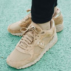 Saucony Shadow 5000 (S70414-3). Szare buty sportowe męskie Saucony, ze skóry, bez zapięcia. Za 249,99 zł.