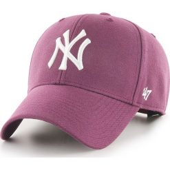 47brand - Czapka New York Yankees. Fioletowe czapki męskie 47brand, bez wzorów, z wełny. Za 89,90 zł.