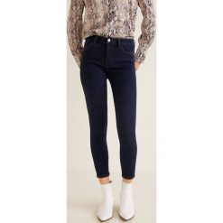 Mango - Jeansy Isa. Jeansy damskie Mango. W wyprzedaży za 99,90 zł.